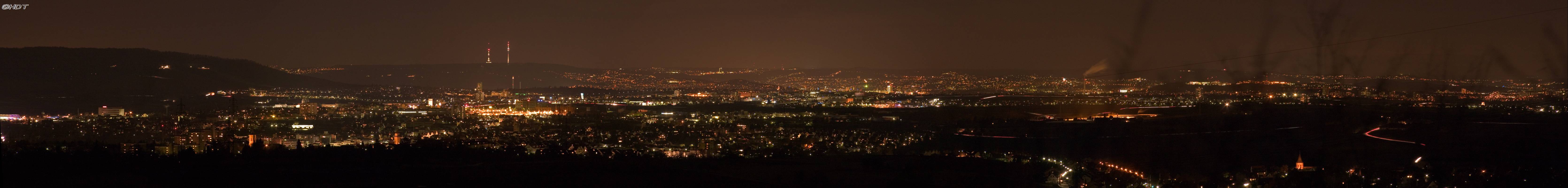 Panorama Grossraum Stuttgart bei Nacht